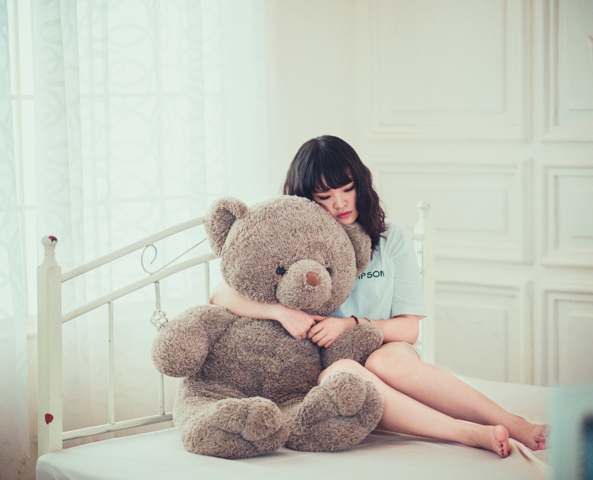 girl-1733341_1920